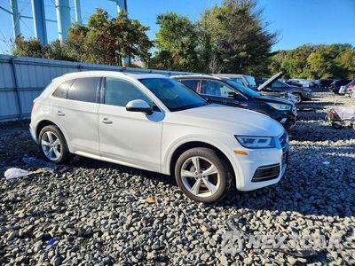 Czwarte zdjęcie samochodu z boku: 2020 AUDI Q5 PREMIUM PLUS VIN:WA1BNAFY3L2017665 - miniatura