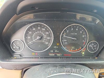 Zdjęcie 9 z 13 samochodu: 2014 BMW 328 XI VIN:WBA3B3C54EJ980525 - miniatura