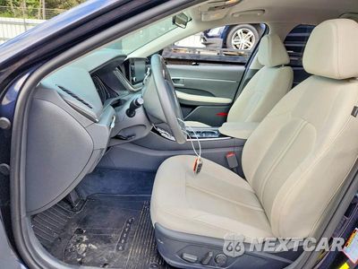Zdjęcie 7 z 12 samochodu: 2021 HYUNDAI SONATA HYBRID SEL VIN:KMHL34JJ4MA024350 - miniatura