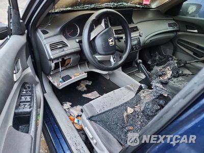 Zdjęcie 8 z 12 samochodu: 2010 HONDA ACCORD LXP VIN:1HGCP2F49AA091037 - miniatura