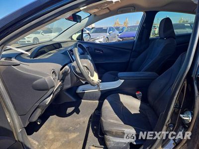 Zdjęcie 7 z 12 samochodu: 2016 TOYOTA PRIUS THREE VIN:JTDKARFU7G3007444 - miniatura