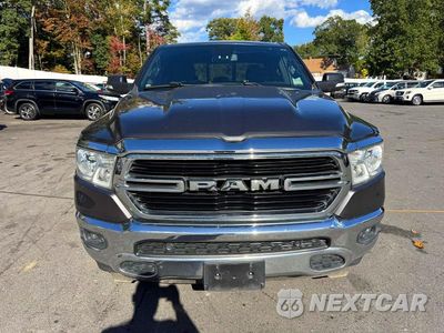 Piąte zdjęcie samochodu w środku: 2019 RAM 1500 BIG HORN/LONE STAR VIN:1C6SRFBT1KN686202 - miniatura