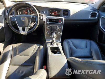 Zdjęcie 8 z 12 samochodu: 2015 VOLVO S60 PREMIER VIN:YV126MFK3F1359492 - miniatura