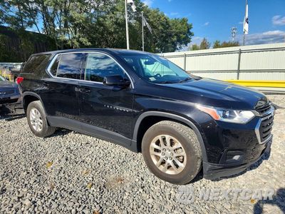 Czwarte zdjęcie samochodu z boku: 2019 CHEVROLET TRAVERSE LS VIN:1GNEVFKW6KJ147276 - miniatura