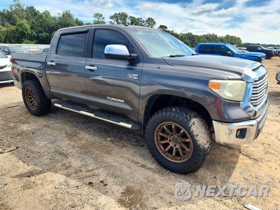 Czwarte zdjęcie samochodu z boku: 2014 TOYOTA TUNDRA CREWMAX LIMITED VIN:5TFHW5F10EX326801 - miniatura