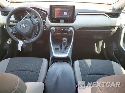 Zdjęcie 8 z 13 samochodu: 2021 TOYOTA RAV4 XLE VIN:2T3W1RFV0MW128173 - miniatura