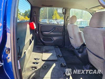 Zdjęcie 10 z 12 samochodu: 2005 TOYOTA TUNDRA DOUBLE CAB SR5 VIN:5TBDT441X5S474893 - miniatura
