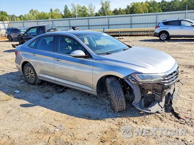Czwarte zdjęcie samochodu z boku: 2021 VOLKSWAGEN JETTA S VIN:3VWC57BUXMM014396 - miniatura