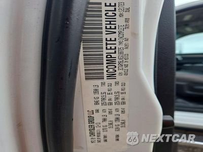 Zdjęcie 12 z 12 samochodu: 2014 RAM 5500 UNKNOWN VIN:3C7WRMBLXEG188725 - miniatura