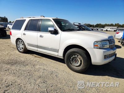 Czwarte zdjęcie samochodu z boku: 2010 LINCOLN NAVIGATOR VIN:5LMJJ2J52AEJ09970 - miniatura