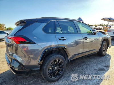 Trzecie zdjęcie samochodu z tyłu: 2023 TOYOTA RAV4 XSE VIN:JTME6RFV0PD545307 - miniatura