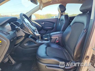 Zdjęcie 7 z 12 samochodu: 2011 HYUNDAI TUCSON GLS VIN:KM8JU3AC3BU151067 - miniatura