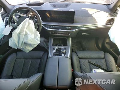 Zdjęcie 8 z 13 samochodu: 2026 BMW X5 XDRIVE50E VIN:5UX43EU02T9076382 - miniatura