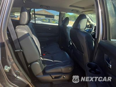 Zdjęcie 11 z 13 samochodu: 2017 HONDA PILOT EXLN VIN:5FNYF5H77HB034336 - miniatura