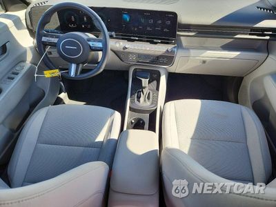 Zdjęcie 8 z 13 samochodu: 2025 HYUNDAI KONA SEL VIN:KM8HBCAB5SU240151 - miniatura