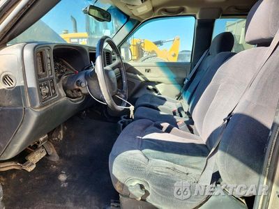 Zdjęcie 7 z 12 samochodu: 2002 CHEVROLET SILVERADO K1500 VIN:2GCEK19T521244205 - miniatura