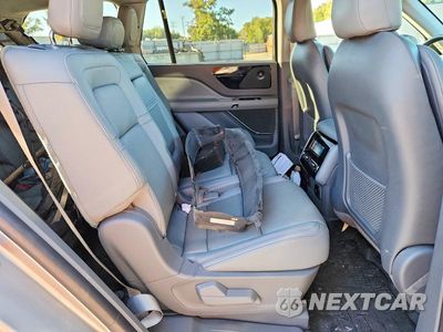 Zdjęcie 11 z 13 samochodu: 2021 LINCOLN AVIATOR RESERVE VIN:5LM5J7WC0MGL19109 - miniatura