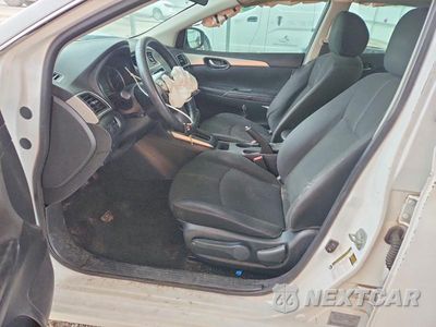 Zdjęcie 7 z 13 samochodu: 2018 NISSAN SENTRA S VIN:3N1AB7AP0JY333540 - miniatura