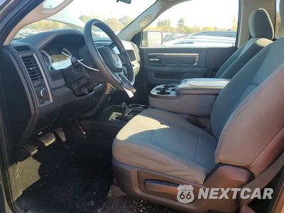 Zdjęcie 7 z 12 samochodu: 2013 RAM 2500 ST VIN:3C6LR5AT7DG520892 - miniatura