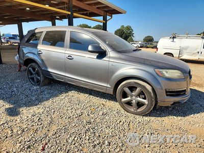 Czwarte zdjęcie samochodu z boku: 2015 AUDI Q7 PREMIUM PLUS VIN:WA1LGAFE2FD031649 - miniatura
