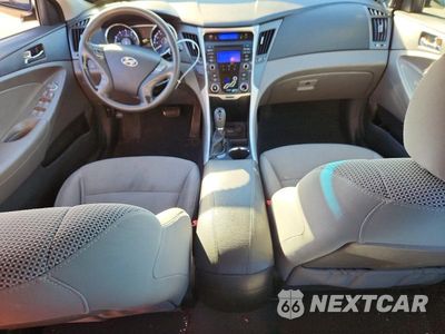 Zdjęcie 8 z 13 samochodu: 2013 HYUNDAI SONATA GLS VIN:5NPEB4AC1DH651033 - miniatura