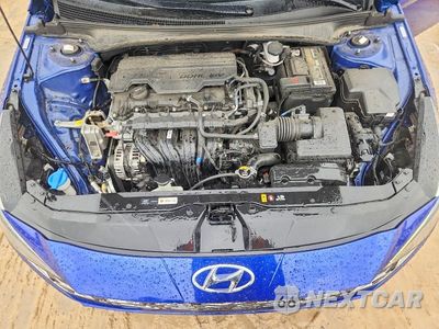 Zdjęcie 11 z 12 samochodu: 2023 HYUNDAI ELANTRA LIMITED VIN:KMHLP4AG1PU400837 - miniatura