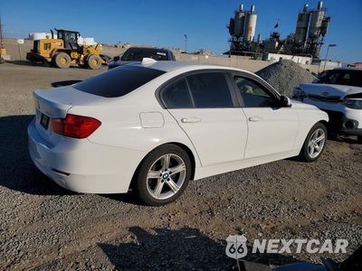 Trzecie zdjęcie samochodu z tyłu: 2014 BMW 320 I VIN:WBA3B1G53ENS80146 - miniatura