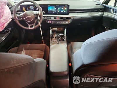Zdjęcie 8 z 12 samochodu: 2026 KIA K5 LXS VIN:KNAG24J71T5468626 - miniatura