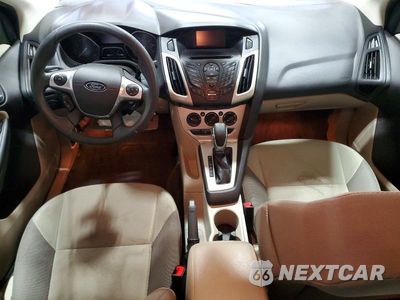 Zdjęcie 8 z 13 samochodu: 2014 FORD FOCUS SE VIN:1FADP3F2XEL297670 - miniatura