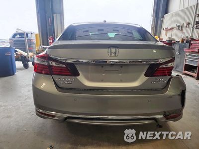 Zdjęcie 6 z 12 samochodu: 2016 HONDA ACCORD TOURING VIN:1HGCR3F93GA027189 - miniatura