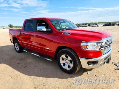 Czwarte zdjęcie samochodu z boku: 2020 RAM 1500 BIG HORN/LONE STAR VIN:1C6RREFT7LN333290 - miniatura