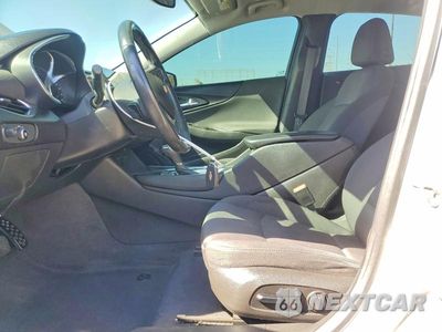 Zdjęcie 7 z 12 samochodu: 2018 CHEVROLET MALIBU LT VIN:1G1ZD5ST4JF121332 - miniatura