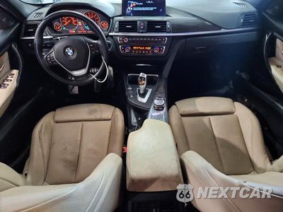 Zdjęcie 8 z 12 samochodu: 2015 BMW 328 XI SULEV VIN:WBA3B5G55FNS14335 - miniatura