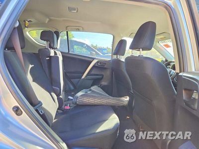 Zdjęcie 11 z 13 samochodu: 2014 TOYOTA RAV4 LE VIN:JTMBFREV2ED074715 - miniatura