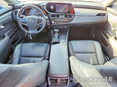 Zdjęcie 8 z 13 samochodu: 2022 LEXUS ES 300H BASE VIN:58ADA1C12NU016391 - miniatura