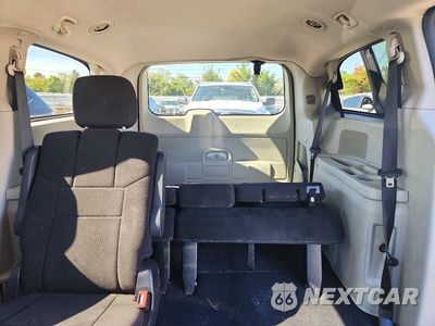 Zdjęcie 10 z 13 samochodu: 2013 DODGE GRAND CARAVAN SE VIN:2C4RDGBGXDR759443 - miniatura