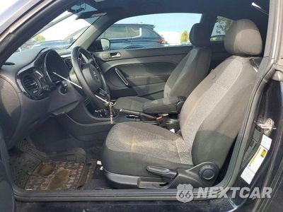 Zdjęcie 7 z 12 samochodu: 2018 VOLKSWAGEN BEETLE S VIN:3VWFD7AT1JM716627 - miniatura