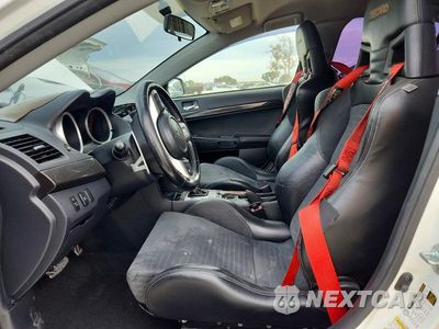 Zdjęcie 7 z 12 samochodu: 2008 MITSUBISHI LANCER EVOLUTION MR VIN:JA3AW56V58U050978 - miniatura