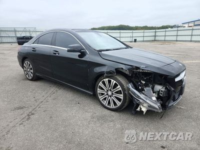 Czwarte zdjęcie samochodu z boku: 2017 MERCEDES-BENZ CLA 250 4MATIC VIN:WDDSJ4GBXHN435911 - miniatura