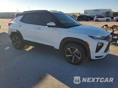 Czwarte zdjęcie samochodu z boku: 2021 CHEVROLET TRAILBLAZER RS VIN:KL79MTSL5MB059217 - miniatura