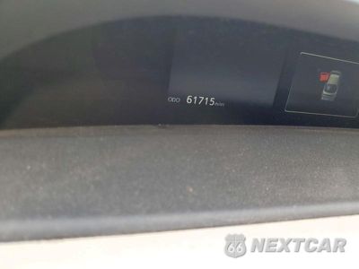 Zdjęcie 9 z 12 samochodu: 2016 TOYOTA PRIUS THREE VIN:JTDKARFUXG3029311 - miniatura
