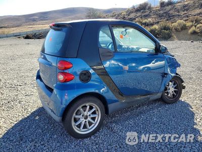 Trzecie zdjęcie samochodu z tyłu: 2009 SMART FORTWO PURE VIN:WMEEJ31X79K313310 - miniatura