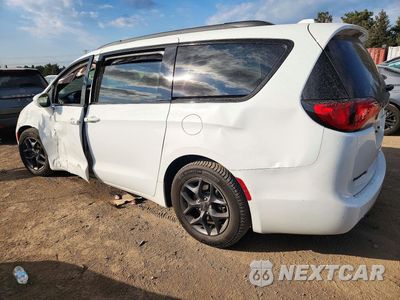 Drugie zdjęcie samochodu z przodu: 2019 CHRYSLER PACIFICA TOURING L VIN:2C4RC1BG9KR569419 - miniatura