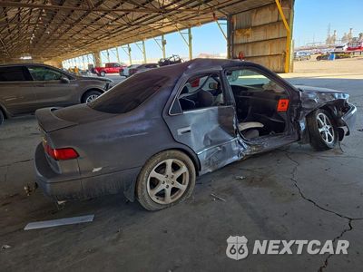 Trzecie zdjęcie samochodu z tyłu: 1998 TOYOTA CAMRY LE VIN:JT2BG22K1W0177382 - miniatura