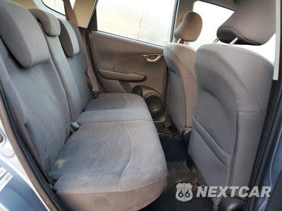 Zdjęcie 10 z 12 samochodu: 2011 HONDA FIT VIN:JHMGE8H34BC028073 - miniatura