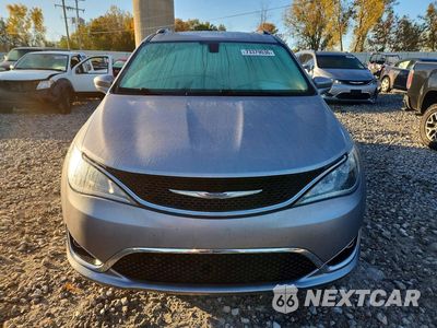 Piąte zdjęcie samochodu w środku: 2017 CHRYSLER PACIFICA TOURING L PLUS VIN:2C4RC1EGXHR841304 - miniatura