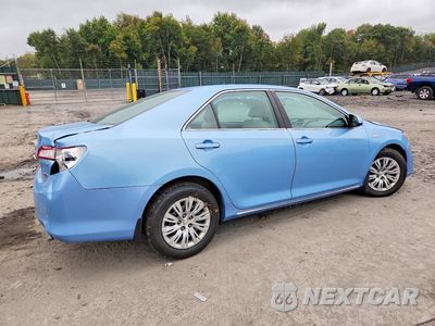 Trzecie zdjęcie samochodu z tyłu: 2013 TOYOTA CAMRY HYBRID LE VIN:4T1BD1FK1DU077871 - miniatura