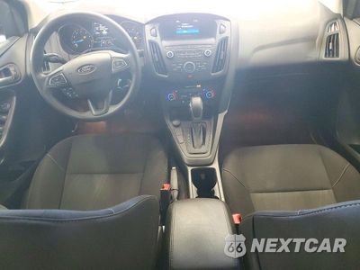 Zdjęcie 8 z 13 samochodu: 2018 FORD FOCUS SE VIN:1FADP3FE0JL266657 - miniatura