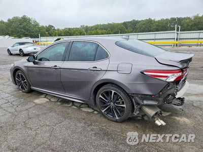 Drugie zdjęcie samochodu z przodu: 2020 TOYOTA CAMRY XSE VIN:4T1K61AK0LU959209 - miniatura