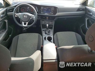 Zdjęcie 8 z 12 samochodu: 2019 VOLKSWAGEN JETTA S VIN:3VWC57BU0KM230528 - miniatura